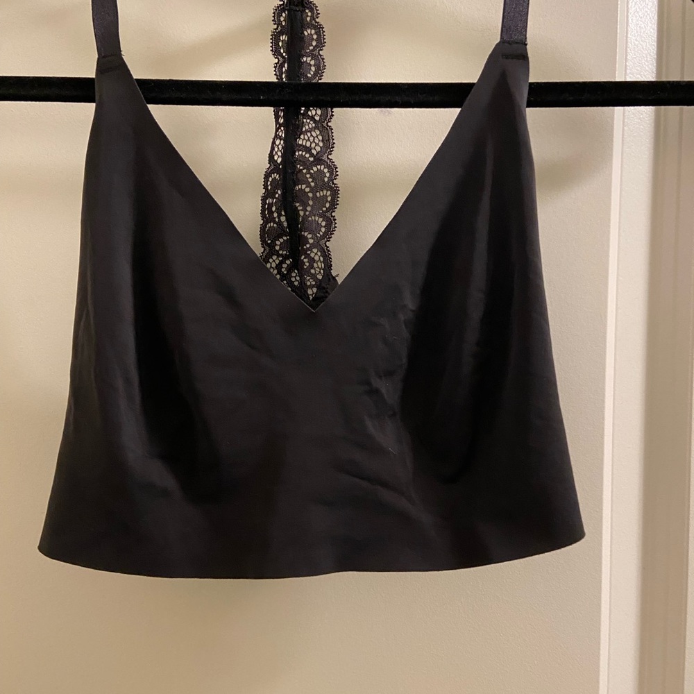 True & Co True Body Triangle Lace Racerback bra Sz. L